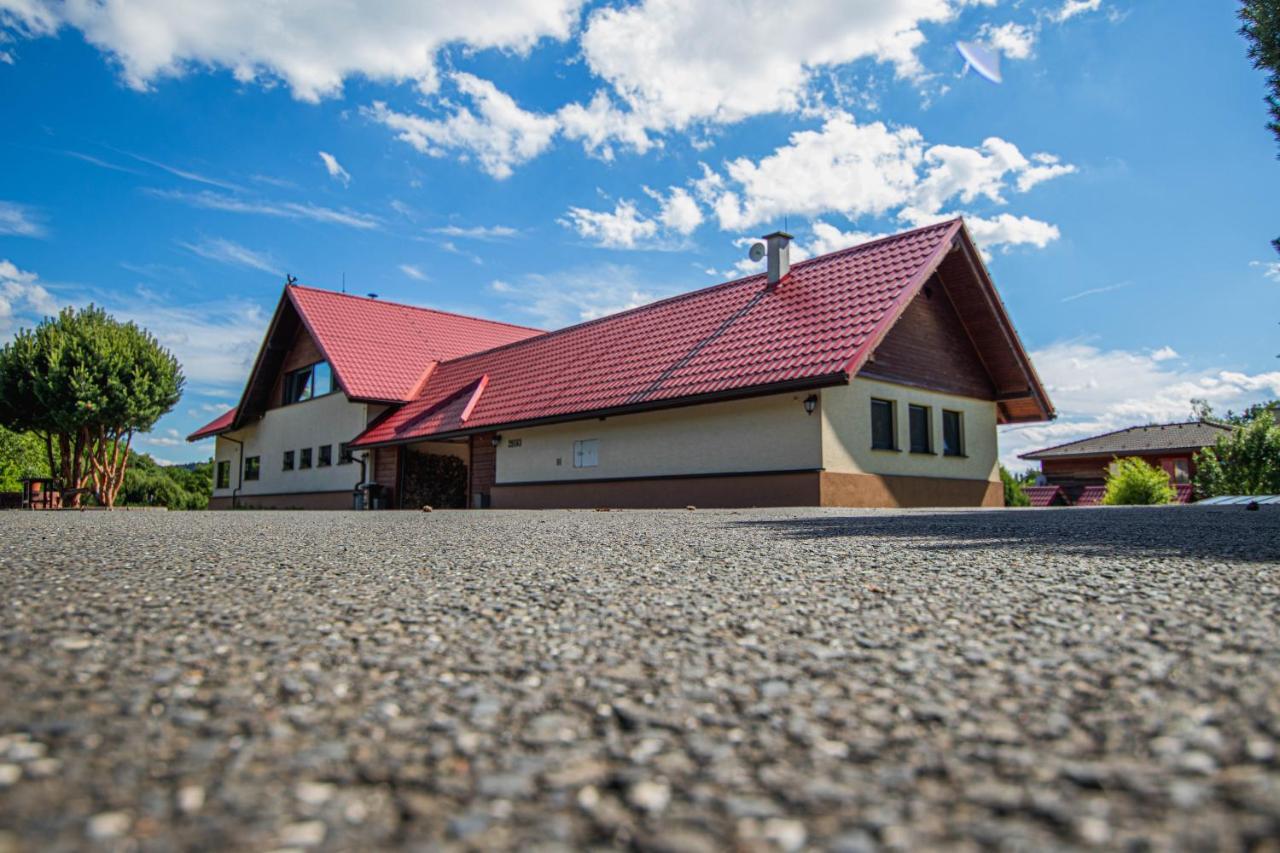 Apartman Kinskych Rožnov pod Radhoštěm Exterior foto